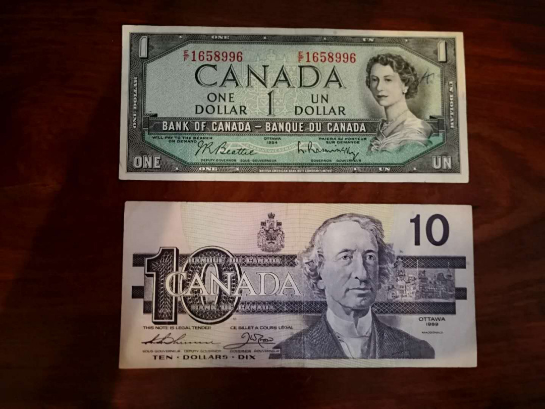 AZ纸币收藏第一次拍卖——格拉斯哥大学 加拿大 1954版 1元 &加拿大 1989年 10元 vf-xf