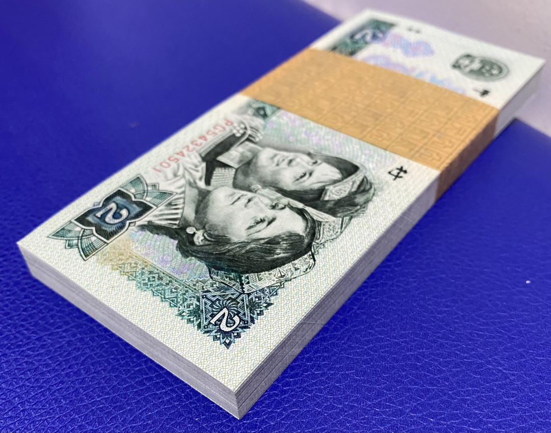 【华誉王者】1688期拍卖 902原捆拆PG54324501-600百连，灯下无斑，四角非常尖