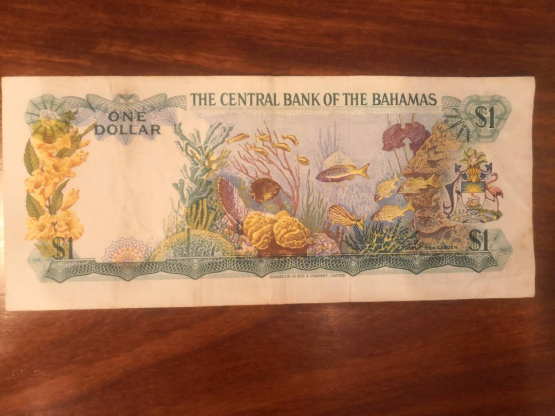 AZ纸币收藏第一次拍卖——格拉斯哥大学 巴哈马 1974年 1元经典彩背 xf