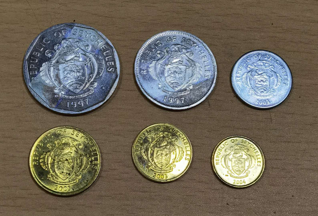 北京马甸外币专卖微拍第五十五期，外国非贵金属流通币纪念币专场，陆续上新欢迎关注 塞舌尔