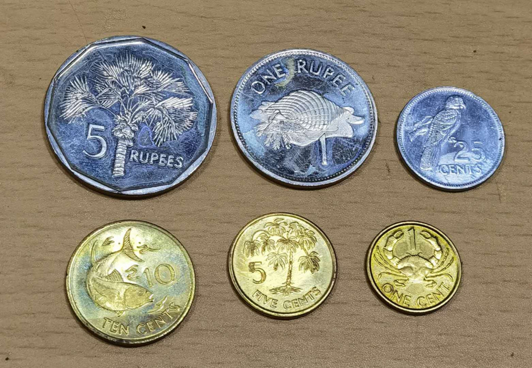 北京马甸外币专卖微拍第五十五期，外国非贵金属流通币纪念币专场，陆续上新欢迎关注 塞舌尔