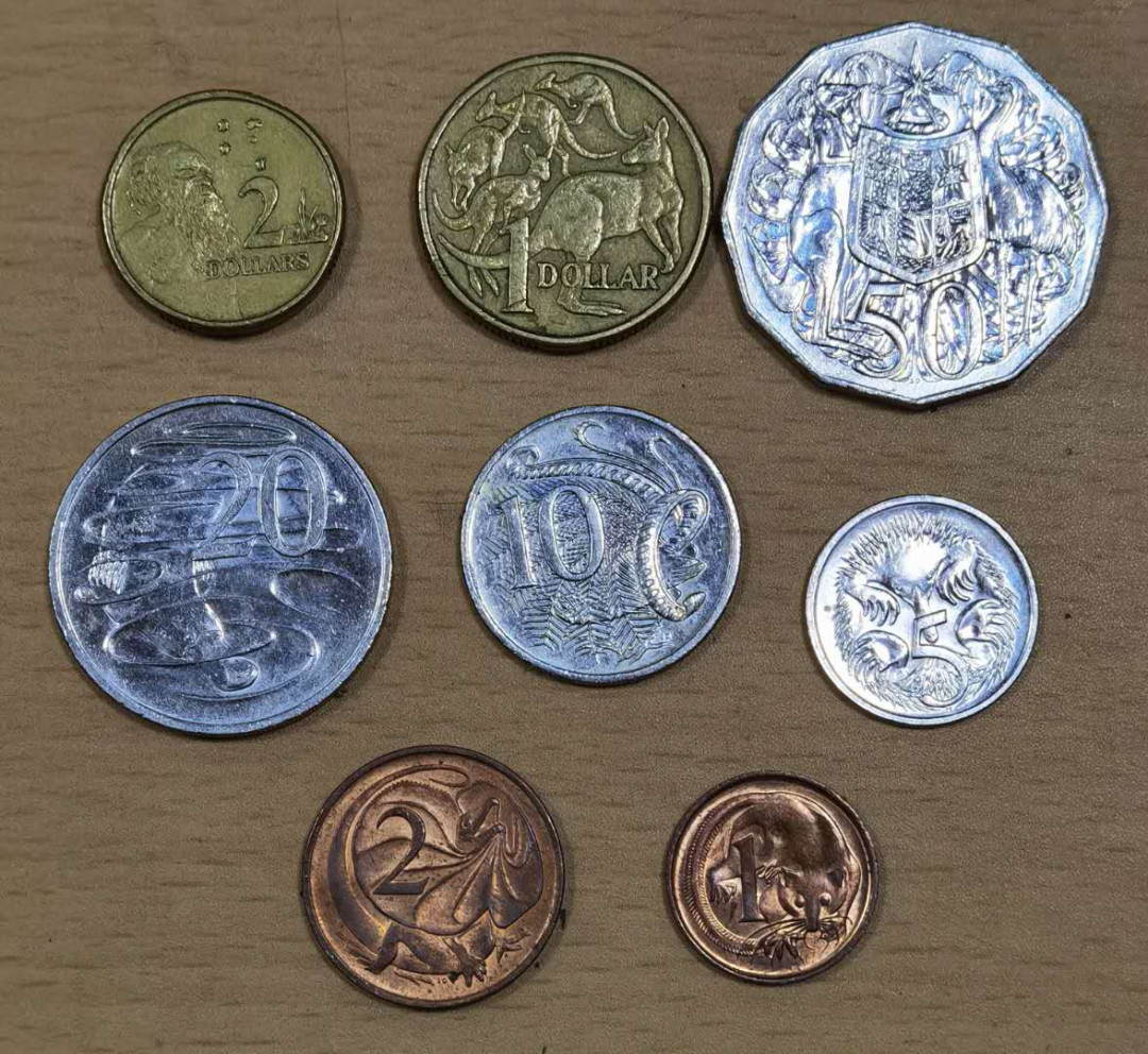 北京马甸外币专卖微拍第五十五期，外国非贵金属流通币纪念币专场，陆续上新欢迎关注 澳大利亚