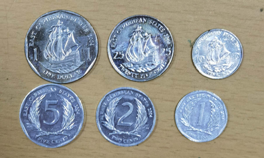 北京马甸外币专卖微拍第五十五期，外国非贵金属流通币纪念币专场，陆续上新欢迎关注 东加勒比