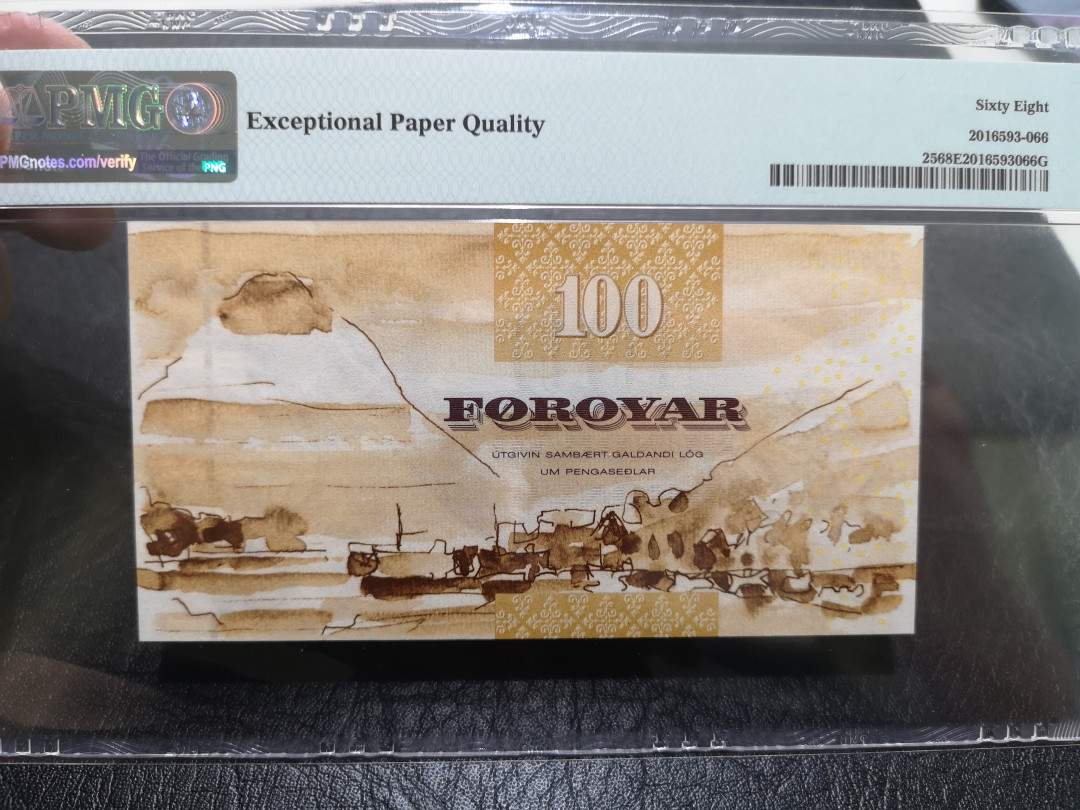 《外钞收藏家》第一百一十四期拍卖（共83拍） 2000年法罗群岛群岛 100克朗  PMG68