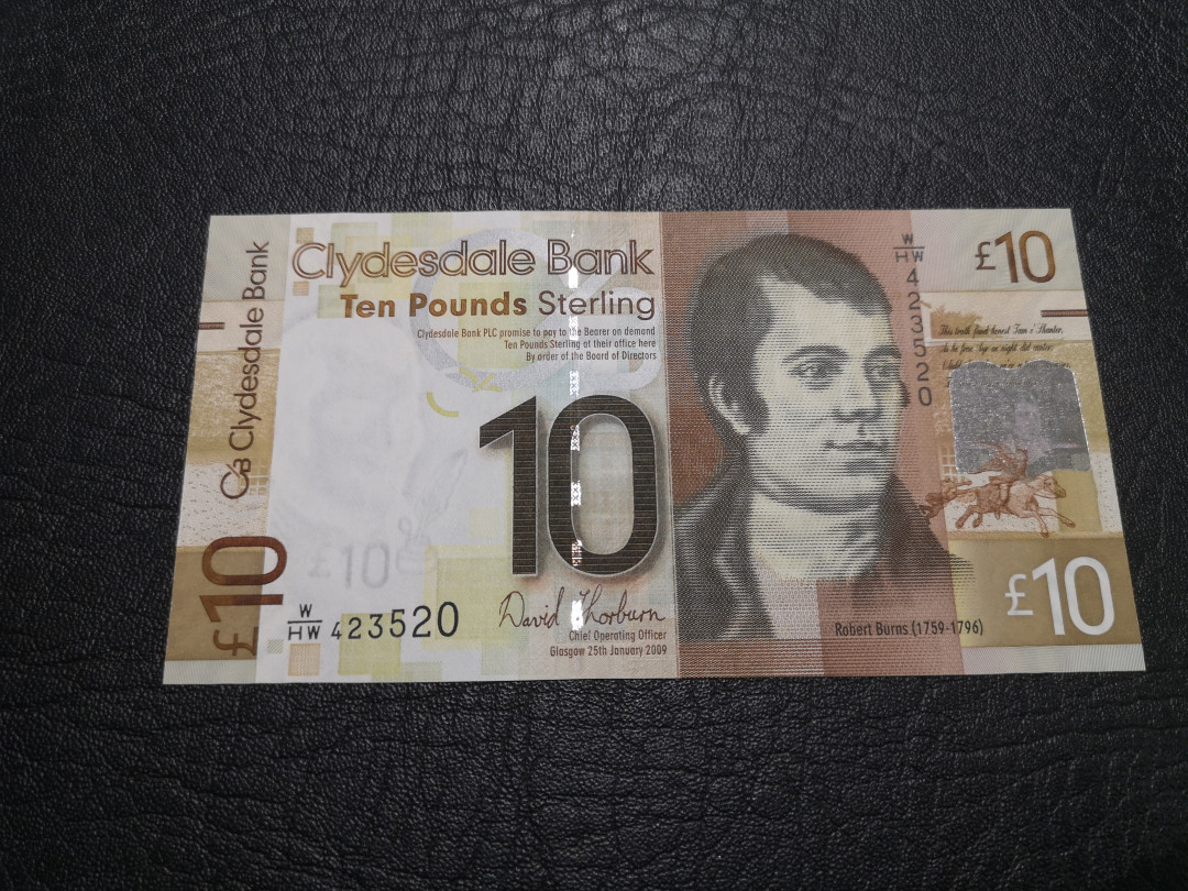 《外钞收藏家》第一百一十四期拍卖（共83拍） 2009年苏格兰克莱斯戴尔银行10镑 全新UNC 520尾