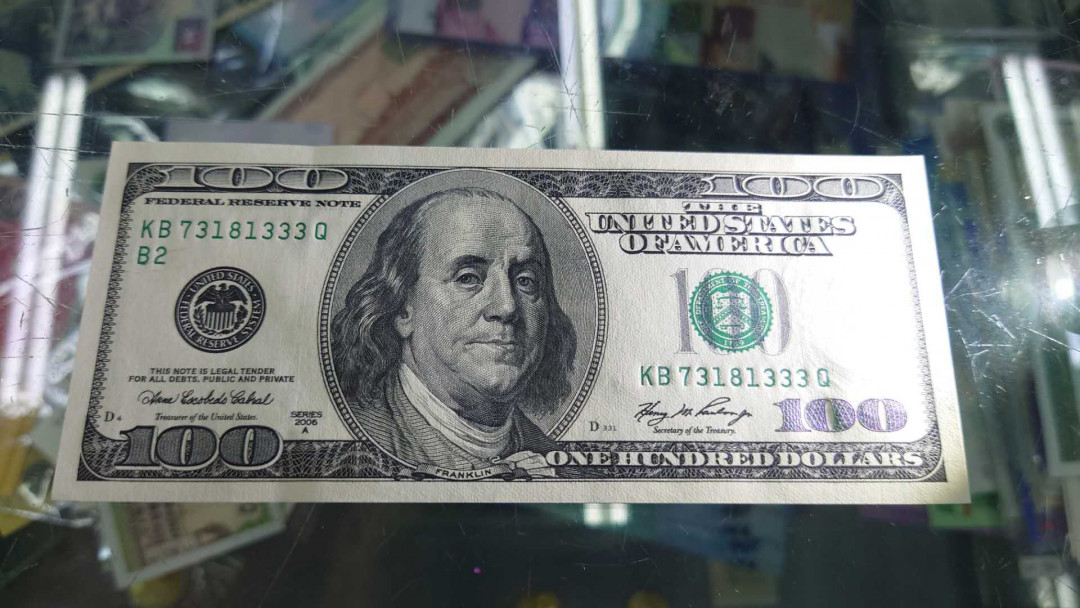 【囧羊收藏】精选微拍第31期暨2021年第二十二期 世界各国纸币 2006A美国100美元 大头 全程无4豹子号333 全新UNC绝品 真正刀拆品质