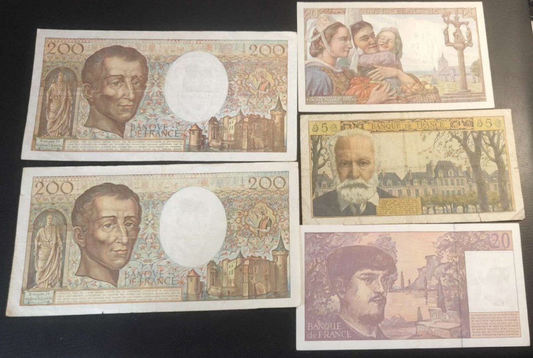 N&C第十一期: 欢乐捡漏场 法国发郎5张 两张20法郎品好 200也不错 5雨果稍差