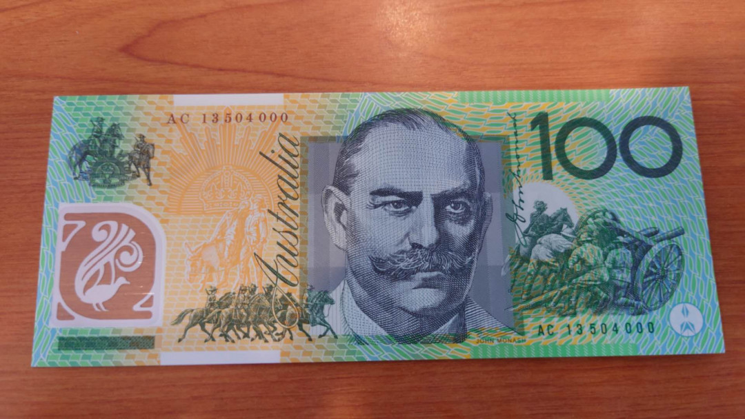 【囧羊收藏】精选微拍第32期暨2021年第二十三期 评级币/裸钞混合场 有靓号 2013年100澳元 豹子号000 全新绝品