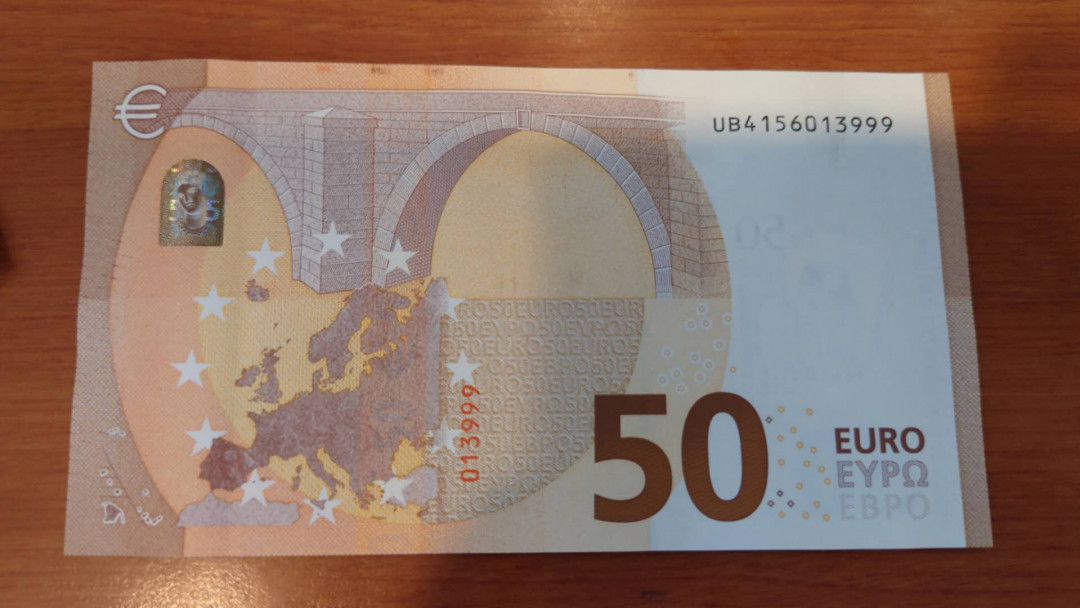 【囧羊收藏】精选微拍第32期暨2021年第二十三期 评级币/裸钞混合场 有靓号 2018年50欧元 三签 豹子号999 全新绝品