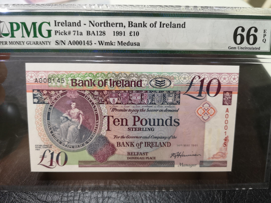 《外钞收藏家》第一百一十五期拍卖 1991年北爱尔兰20、10、5镑三张   A冠145同号钞 分数如图