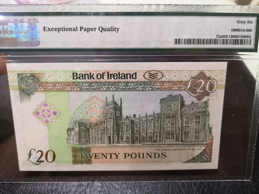 《外钞收藏家》第一百一十五期拍卖 1991年北爱尔兰20、10、5镑三张   A冠145同号钞 分数如图