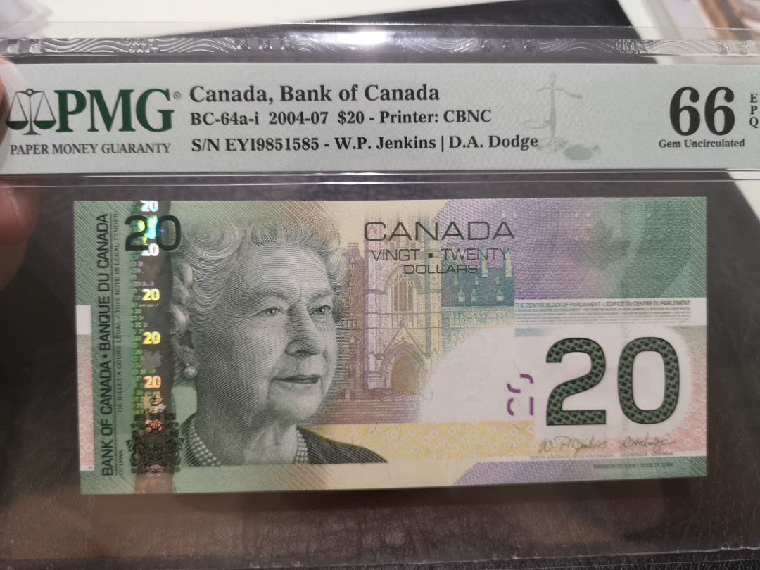 《外钞收藏家》第一百一十五期拍卖 2004年加拿大旅版20加元 PMG66 初版 首签