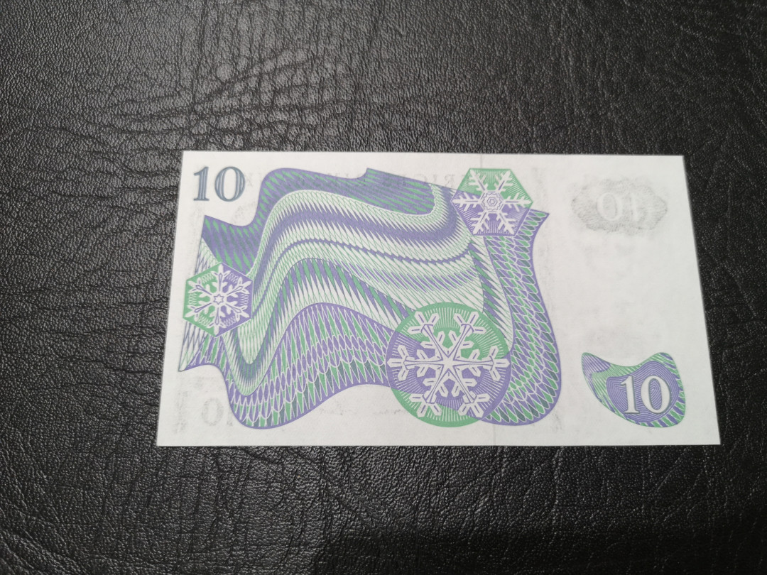 《外钞收藏家》第一百一十五期拍卖 1975年瑞典10克朗 补号 全新UNC