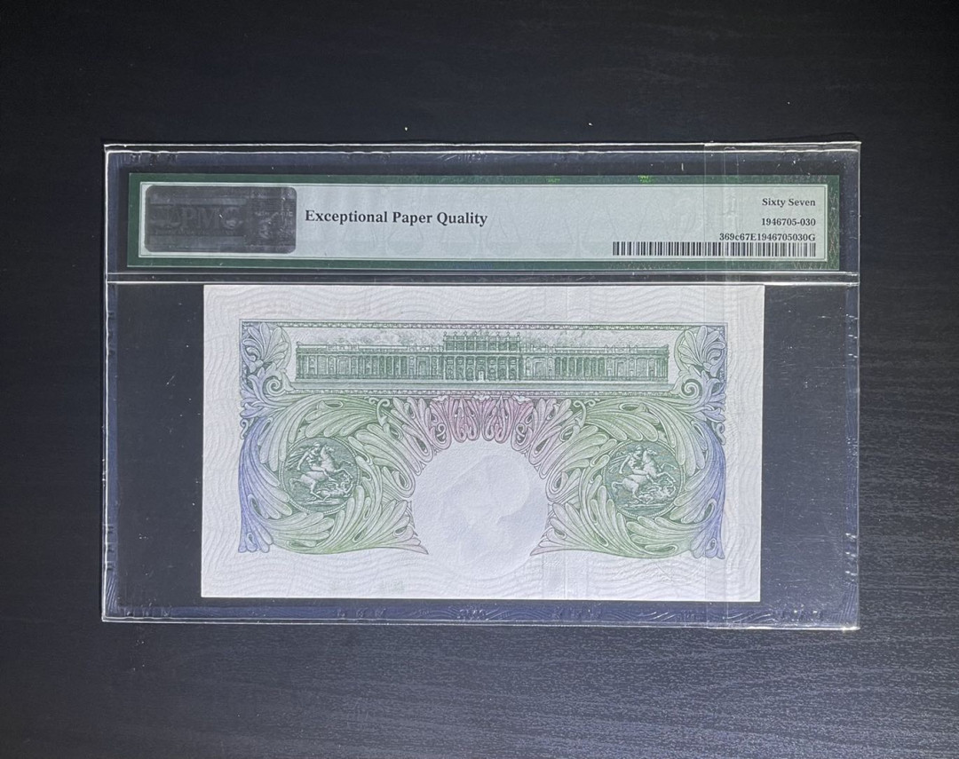 丑猫0711(爱藏与pmg) 英国战后1镑(冠军分)