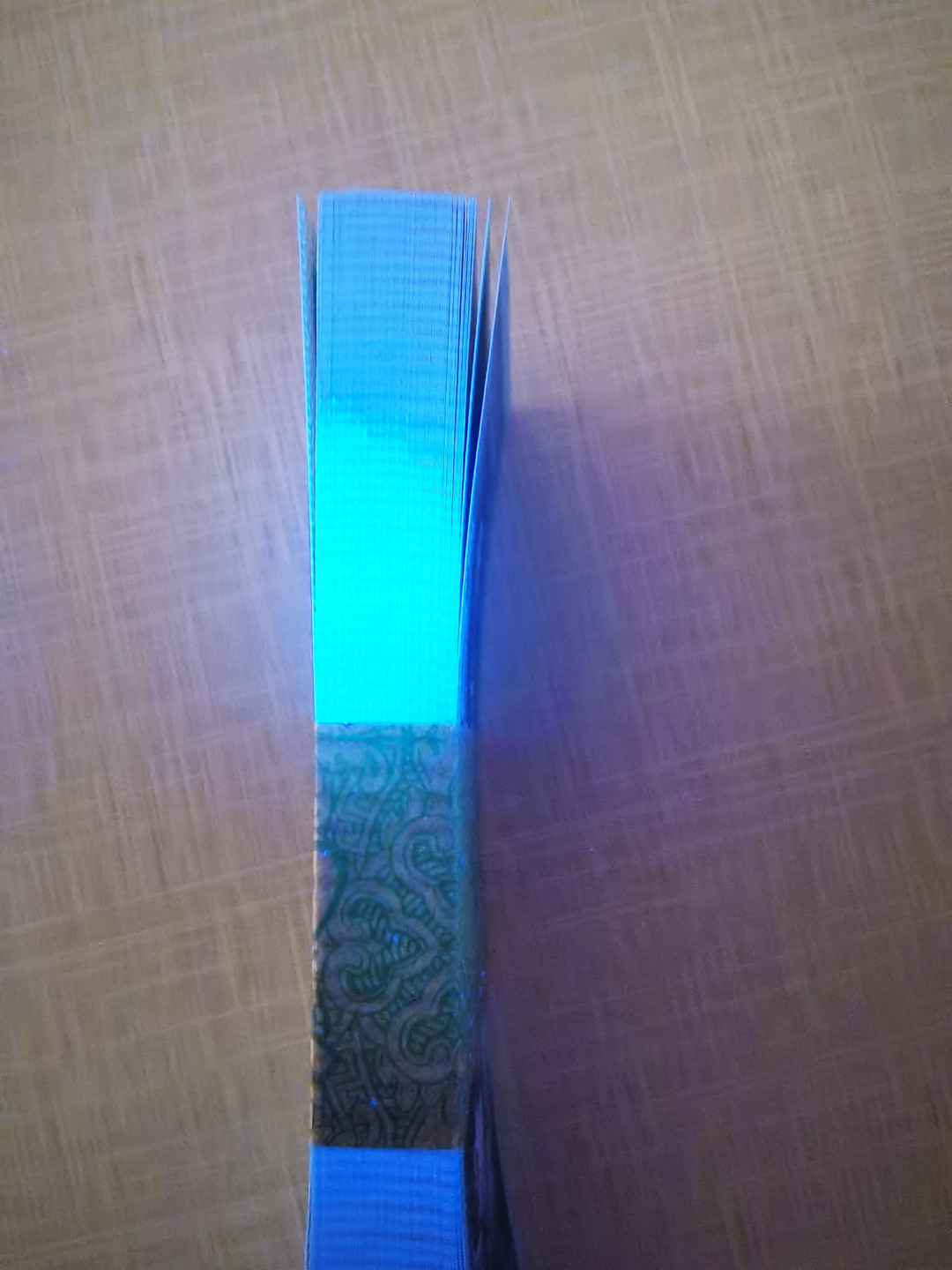 千家情思，老金团拍！8002专场，精品大杂烩！有单张，有标十，有刀货！有钱坤，有爱藏，有pmg！大都是搬家整理出来的压箱底货，每拍都有图，拍拍是精品，再漏不托价！旨在打造最纯净的拍场！喜欢别错过！捡漏来千家！ 8002早期第一大组，雨过天晴经典冠！DQ08431401～500尾，绝品一刀！偏蓝荧光的青绿美翠，有没有雨过天晴懒得看了！