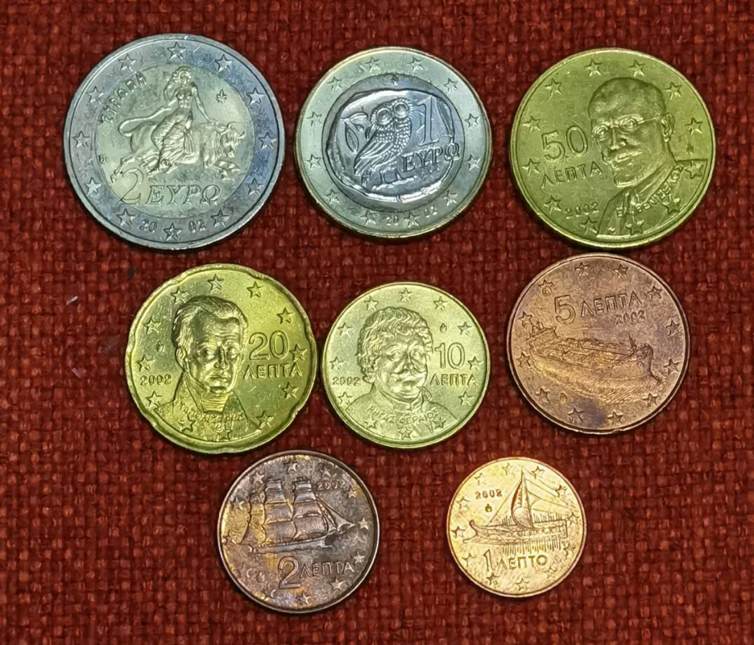 北京马甸外币专卖微拍第五十七期，非贵金属纪念币，流通币专场，陆续上新，欢迎光临 2002年清版希腊欧元