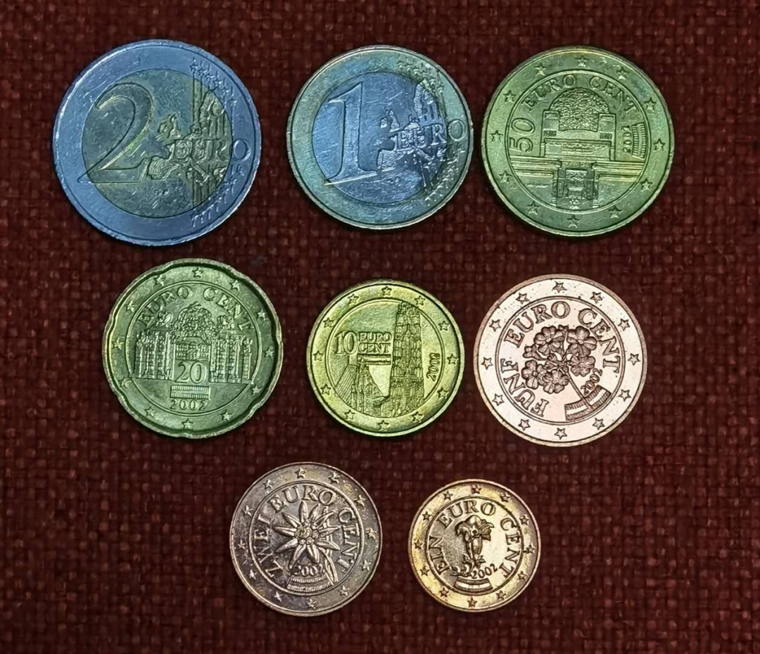 北京马甸外币专卖微拍第五十七期，非贵金属纪念币，流通币专场，陆续上新，欢迎光临 2002年清版奥地利欧元