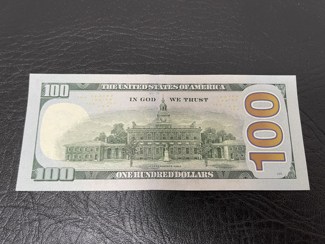 《外钞收藏家》第一百一十六期拍卖 2009年100美元 豹子号 全新UNC