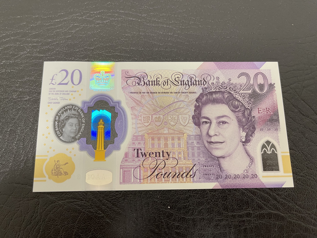 《外钞收藏家》第一百一十六期拍卖 英格兰G序列20英镑塑料钞AA冠 全新UNC