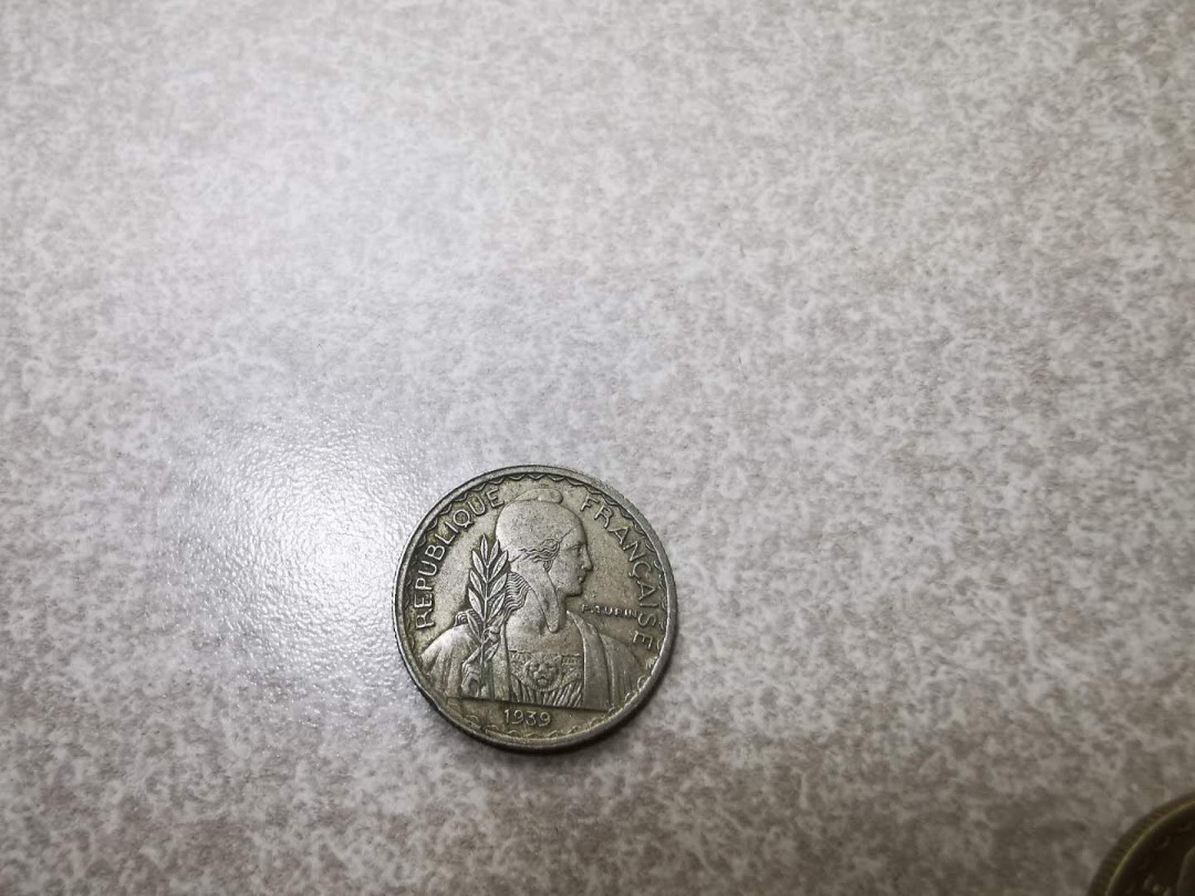 【鲸贝乐淘★自动结拍】千字文·第“欣奏累遣，戚谢欢招”号拍卖·两拍包邮 【越南🇻🇳 】法属印度支那，10分，20分，流通硬币三枚，好品如图，年份不同