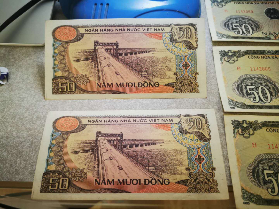 【鲸贝乐淘★自动结拍】千字文·第“欣奏累遣，戚谢欢招”号拍卖·两拍包邮 【越南🇻🇳 】1985年50盾，10张，无折痕AUNC ，角钝角黑