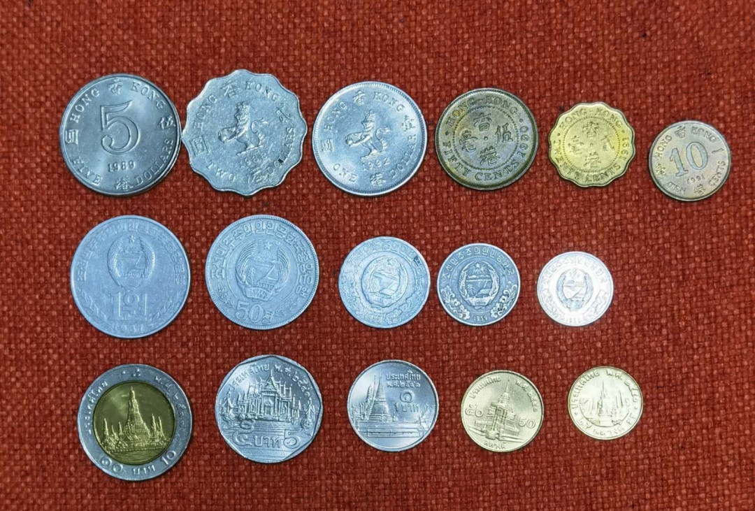 北京马甸外币专卖微拍第五十七期，非贵金属纪念币，流通币专场，陆续上新，欢迎光临 泰国，香港高冠，朝鲜三套