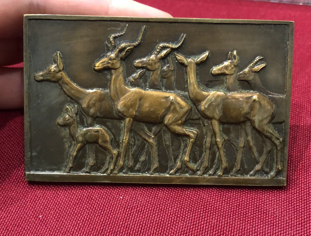 喜迎🐂年艺术麦朵尔第十六场拍卖 羚羊