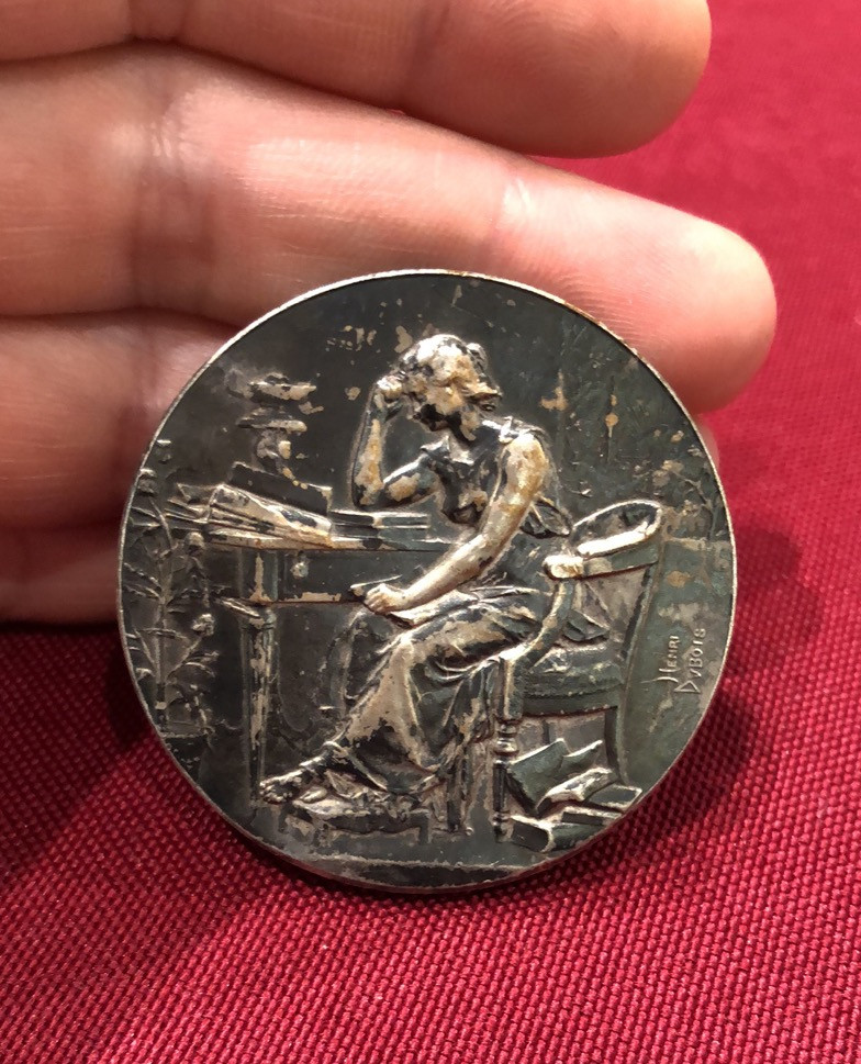 喜迎🐂年艺术麦朵尔第十六场拍卖 课程优异奖章