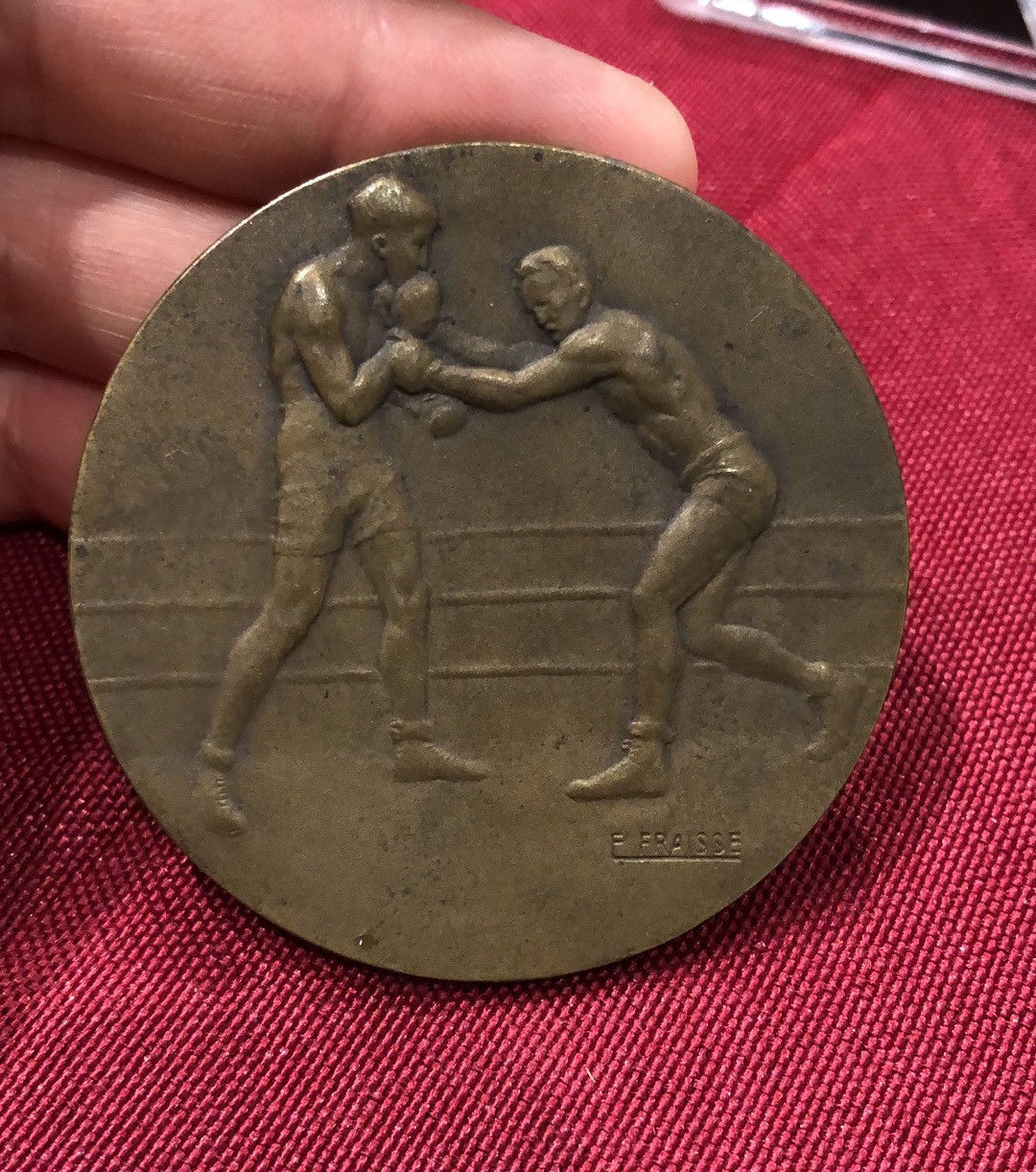 喜迎🐂年艺术麦朵尔第二十场拍卖 拳击