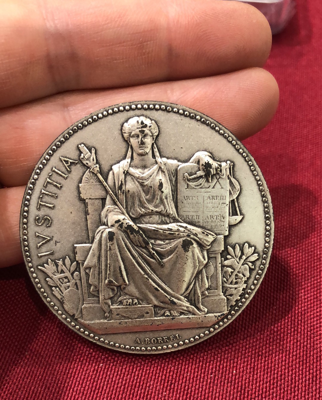 喜迎🐂年艺术麦朵尔第十九场拍卖 共和国女神