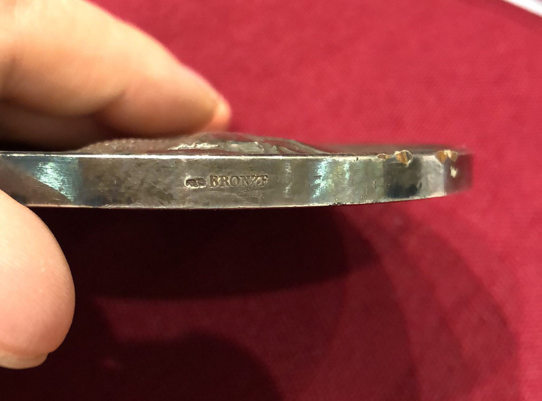 喜迎🐂年艺术麦朵尔第二十场拍卖 路易十六和王后