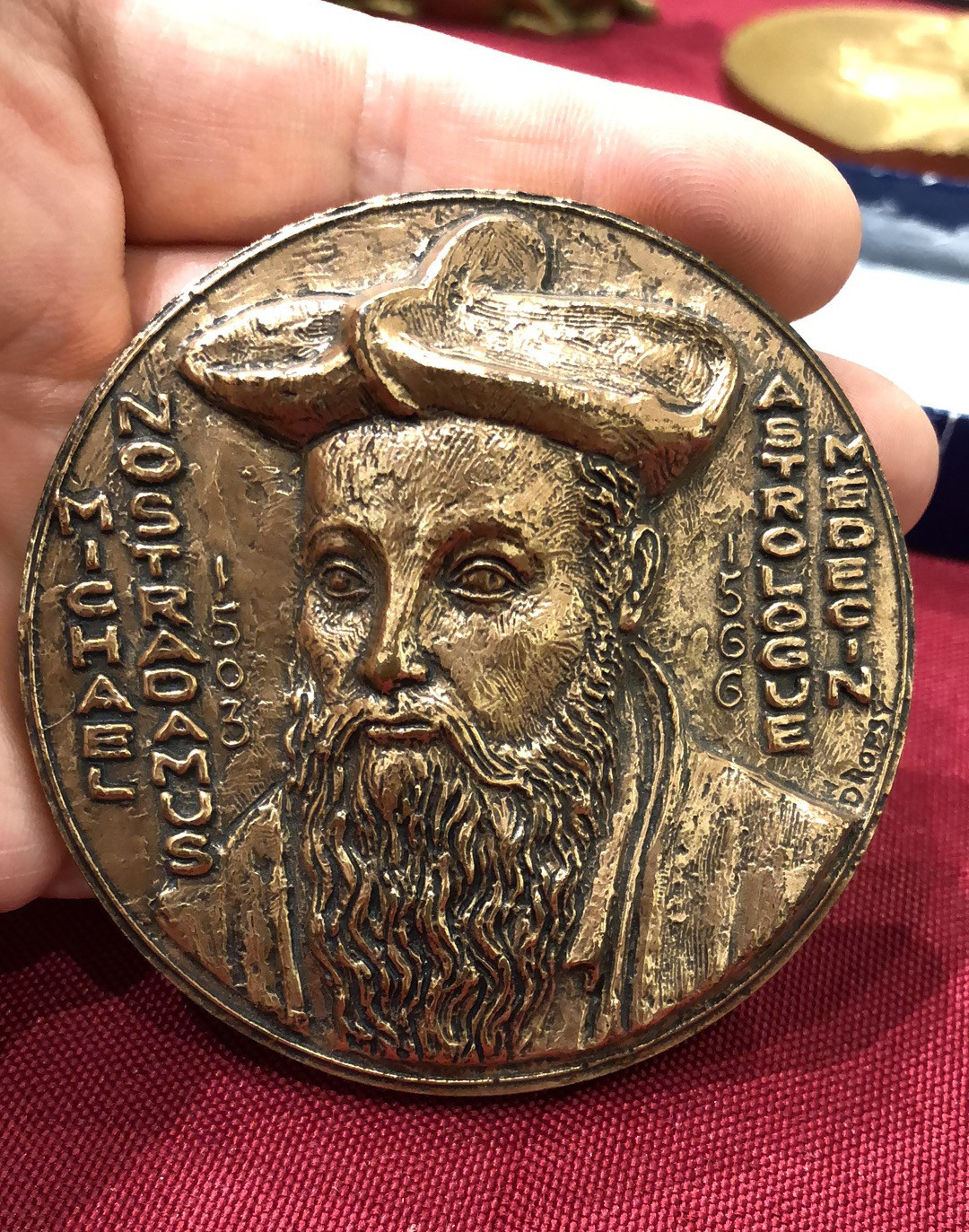 喜迎🐂年艺术麦朵尔第十九场拍卖 预言家诺查丹马斯