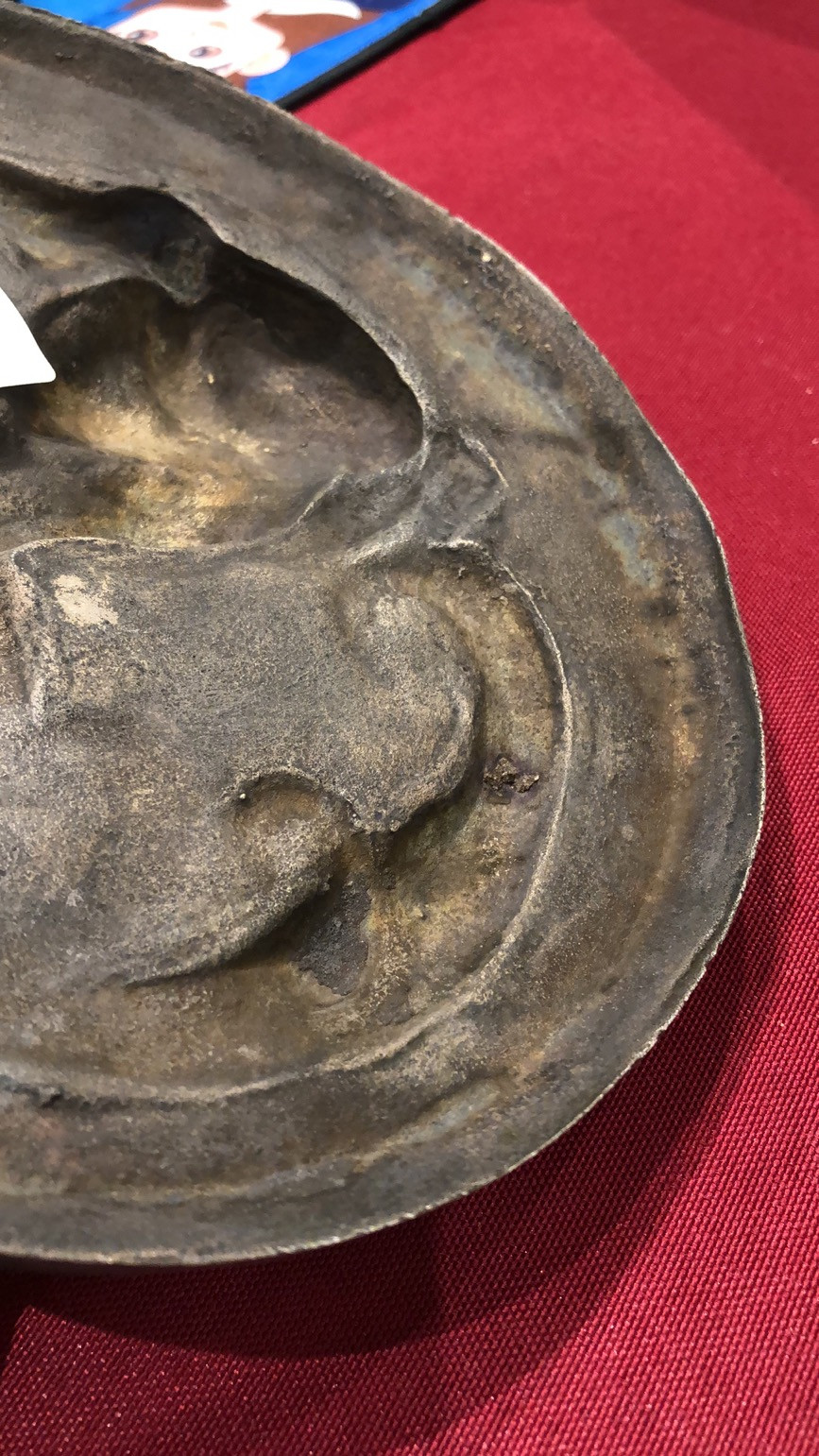 喜迎🐂年艺术麦朵尔第十九场拍卖 少女