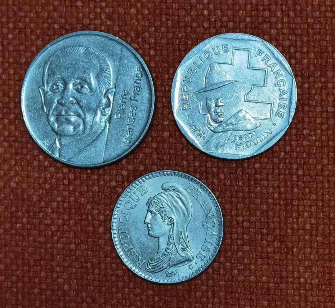 北京马甸外币专卖微拍第五十七期，非贵金属纪念币，流通币专场，陆续上新，欢迎光临 法国人物纪念币三枚