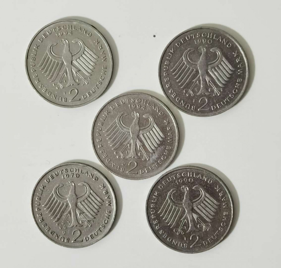 北京马甸外币专卖微拍第五十七期，非贵金属纪念币，流通币专场，陆续上新，欢迎光临 德国2马克纪念币5枚