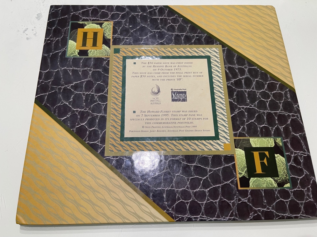 《外钞收藏家》第一百一十七期拍卖 1994年澳大利亚50刀 PMG66 带原装册子