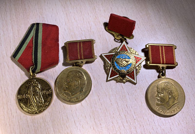 大猫徽章拍卖164期 - 苏联纪念章一组4⃣️ 苏联国际主义奖章等 列百一个军版一个民版