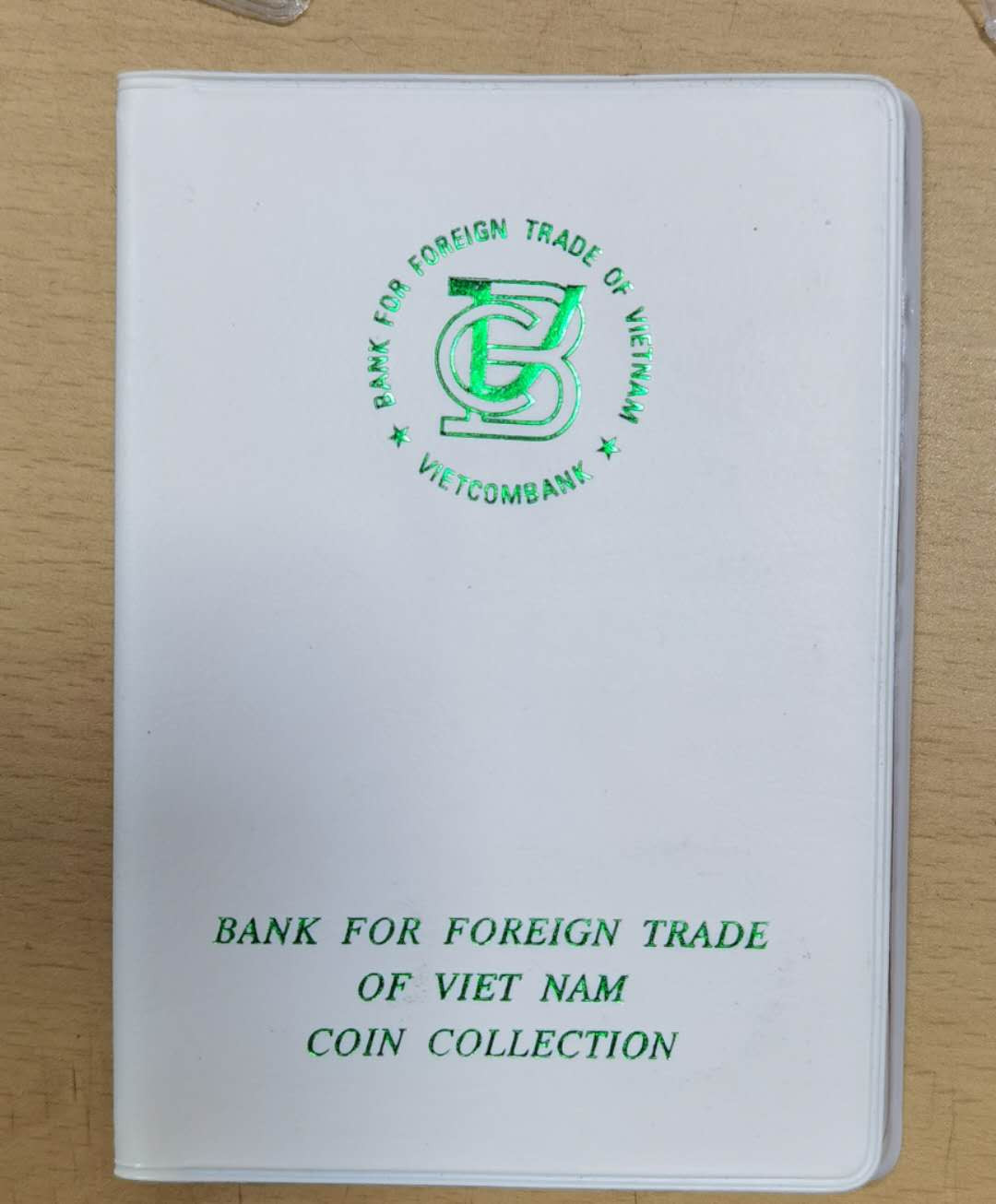 北京马甸外币专卖微拍第五十七期，非贵金属纪念币，流通币专场，陆续上新，欢迎光临 越南1976版，1958版铝套币，带孔三枚币为混版