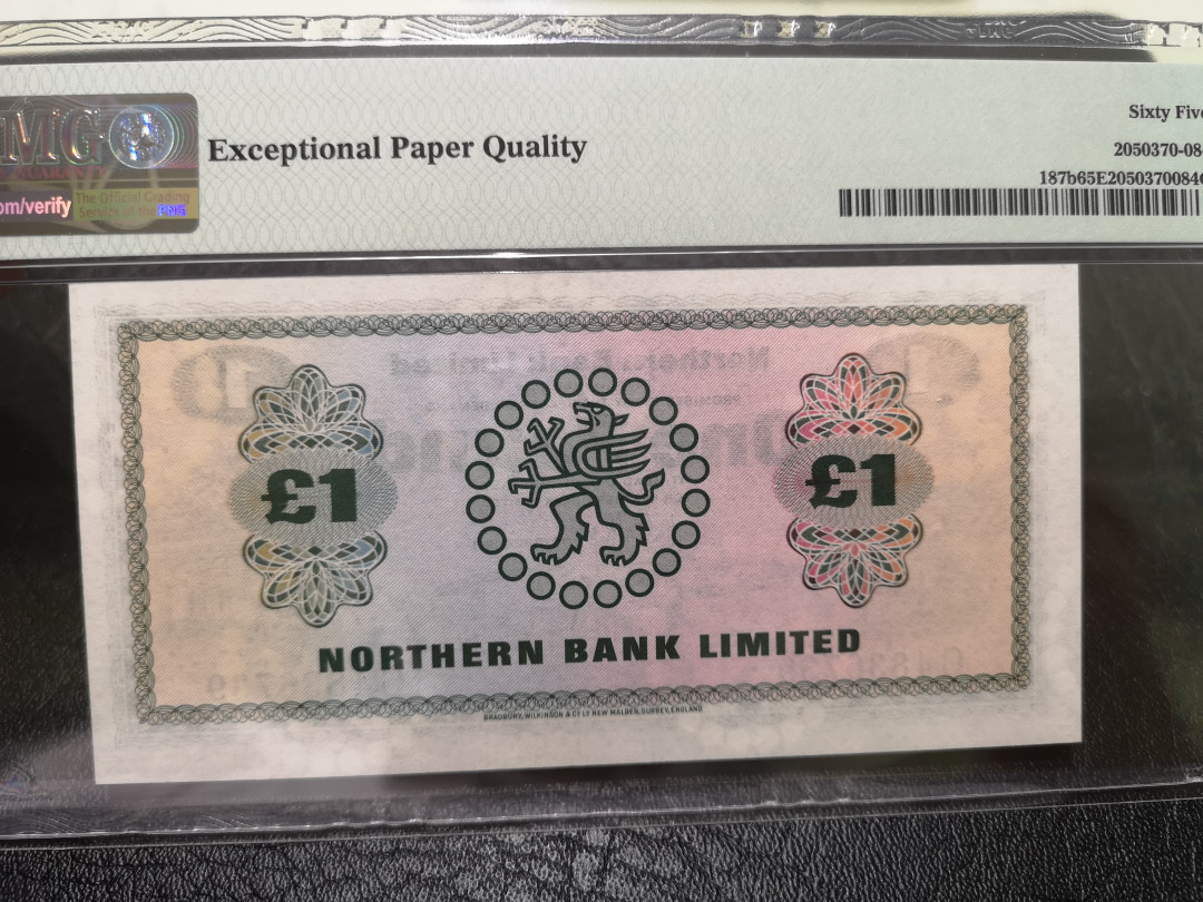 《外钞收藏家》第一百一十八期拍卖 1971年北爱尔兰1镑 PMG65 BWC印钞