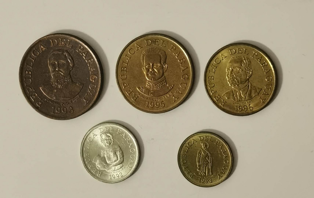北京马甸外币专卖微拍第五十七期，非贵金属纪念币，流通币专场，陆续上新，欢迎光临 巴拉圭