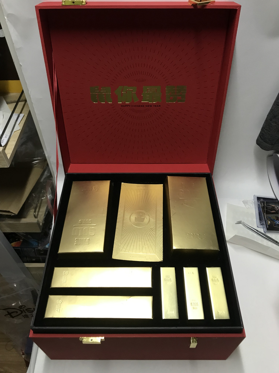 零元拍：猫头鹰CiCi🦉手办三枚，一枚诸葛亮，一枚赵云（全新未开，两种颜色盲盒）一枚重庆豆花儿碗，造型独特有趣，市面少见。三枚一起拍哦。