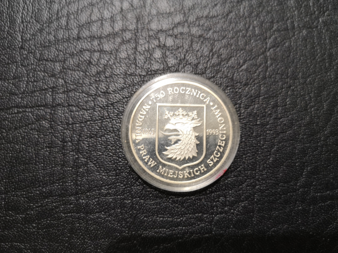 《外钞收藏家》第一百一十九期拍卖（本期106件拍品） 1993年波兰银币 ebay价格参考