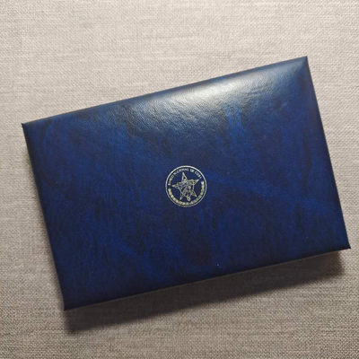 0起1加-纯粹捡漏拍-34场 - 古巴1977年英雄人物官方精制纪念套币-原盒证