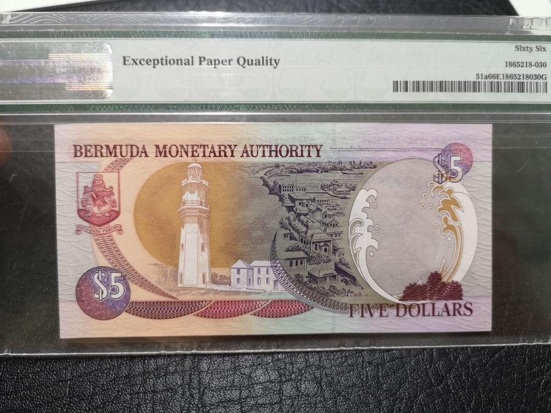 《外钞收藏家》第一百一十九期拍卖（本期106件拍品） 2000年百慕大5刀 PMG66