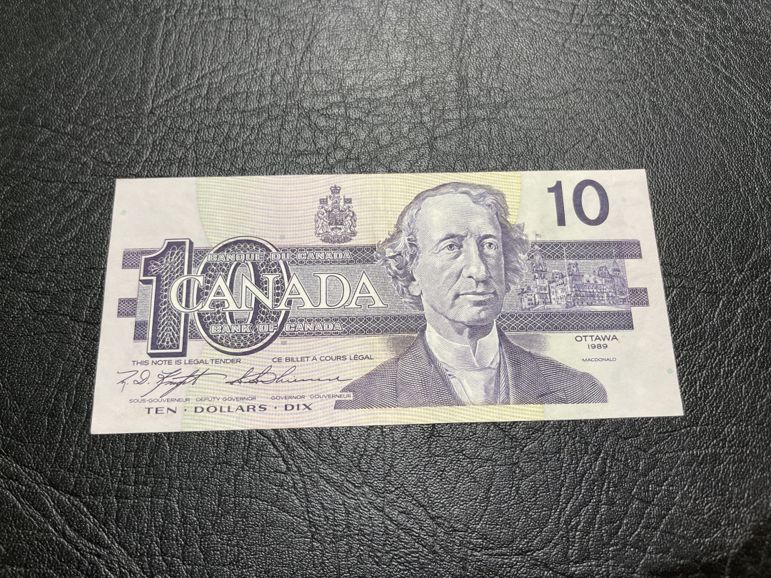 《外钞收藏家》第一百一十九期拍卖（本期106件拍品） 加拿大鸟版 10加元 AU品相