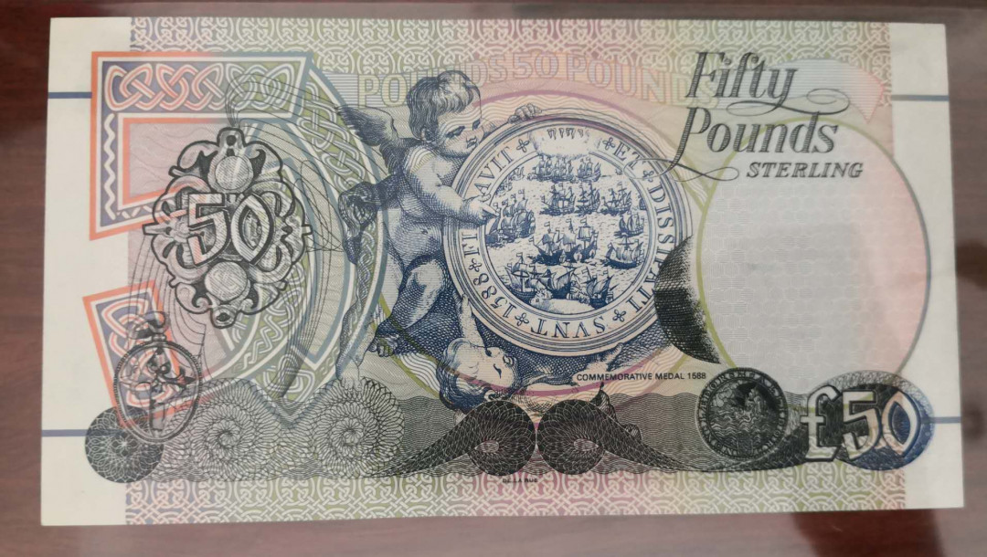 N&C 第十三期: 鉴定古瓷器试水场 北爱尔兰50爱藏 au到unc-