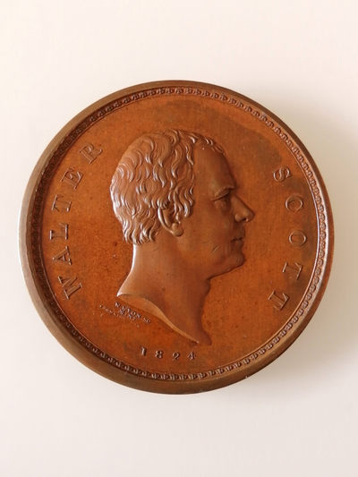 喜迎🐂年艺术麦朵尔第十八场拍卖 - 作家司各特铜章