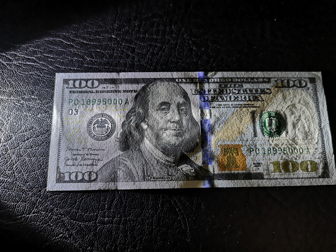 《外钞收藏家》第一百二十期拍卖 2017年最新版100美元 全新UNC 000豹子号