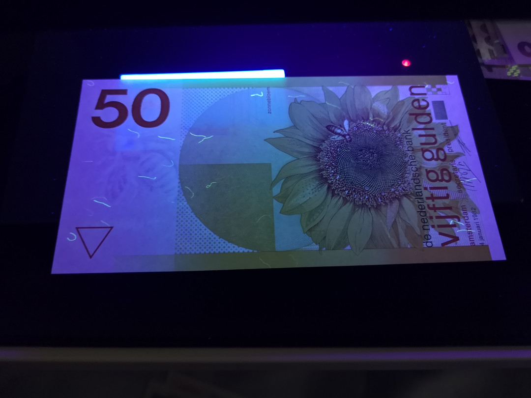 《外钞收藏家》第一百二十期拍卖 1982年荷兰50盾 向日葵 全新绝品