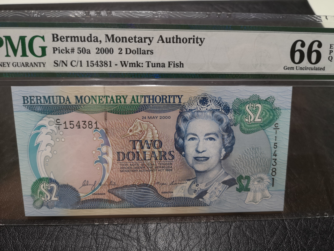 《外钞收藏家》第一百二十期拍卖 2000年百慕大2刀 PMG66